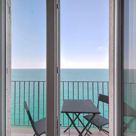 Amoredimare Guest house